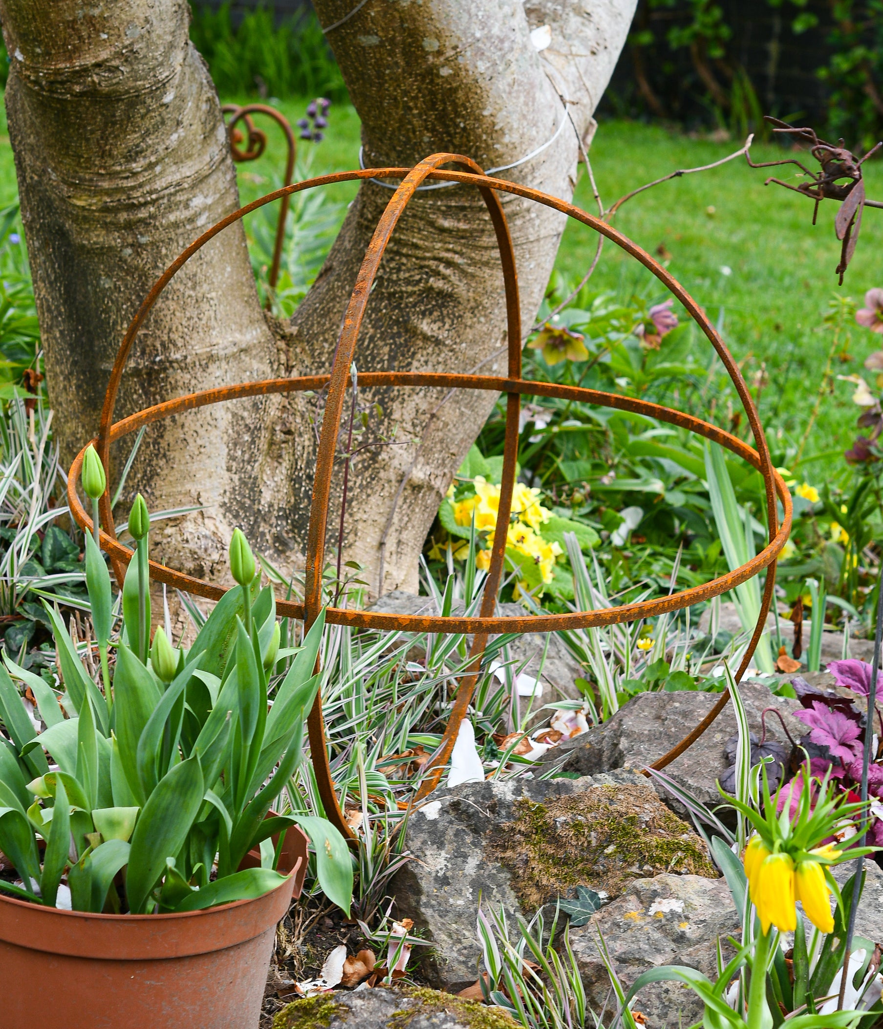 Rusty Garden Sphere Ornaments