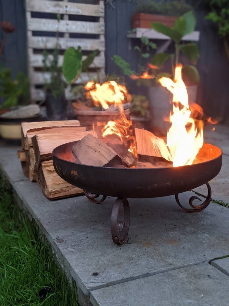 Metal Fire Pit | Christmas Gift | Garden Fire Bowl